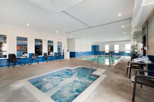 Best Western Plus Moosomin Hotel