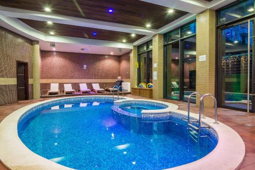 Best Western Plus Olives City Hotel - Free Pool & Parking