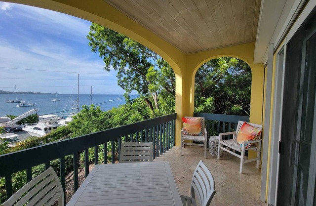 Bettys Hideaway book your Summer and Fall dates Now!