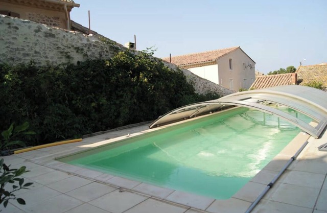 between carcassonne and narbonne with swimming pool