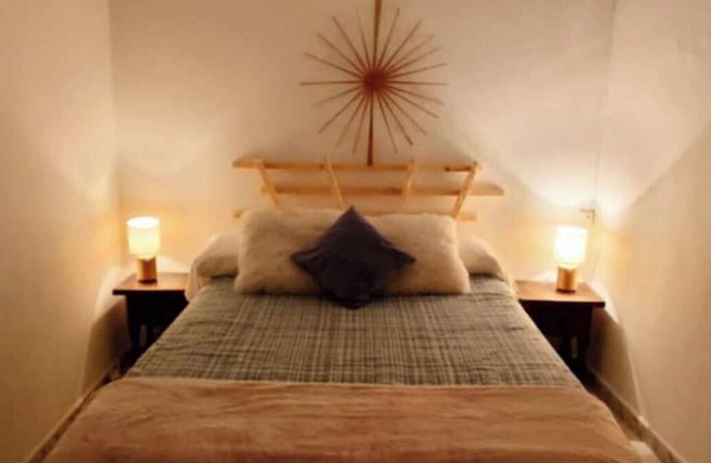 Between the sea and the mountains, ideal house for couples, families or explorers.