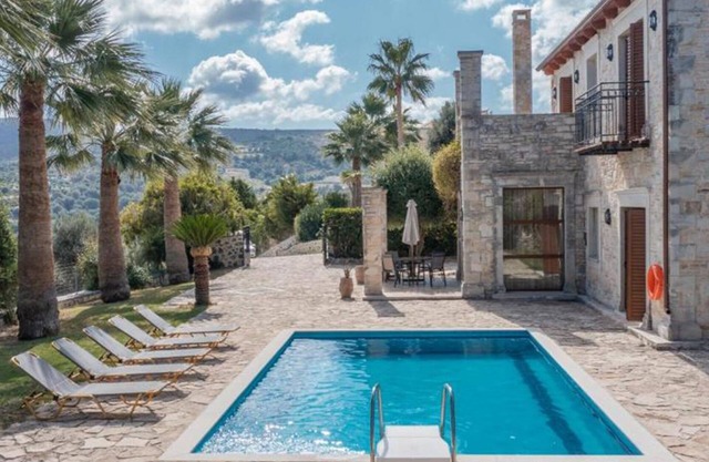 BH342 - B - Villa Rethymno