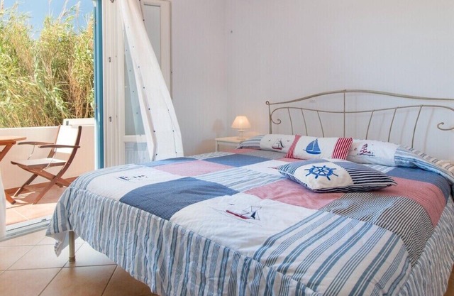 BH645 - C - Apartment Naxos