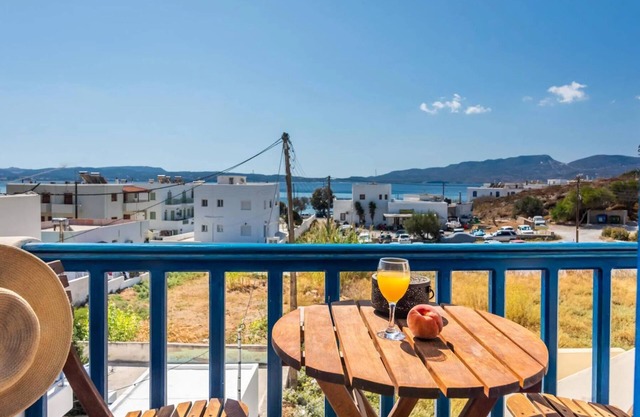 BH918 - C - Studio Milos