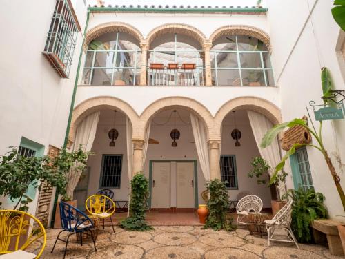 Bhost - Palacete del Águila