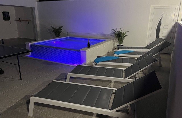 Big apartment with garden, BBQ, massage pool and fun park