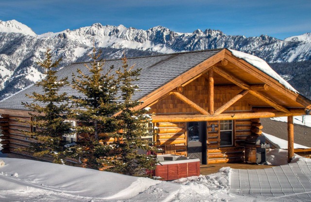Big Sky Vacation Rentals: CH Cabin 7 Cowboy