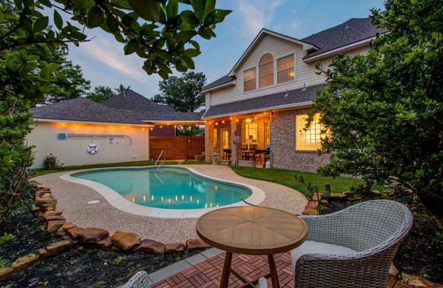 Big Texas Living - Spacious 5-BD with Pool