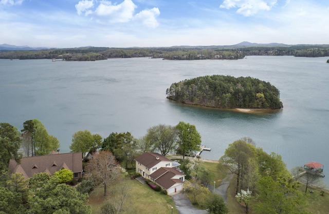 Big Water Landing - great views and private boat landing!