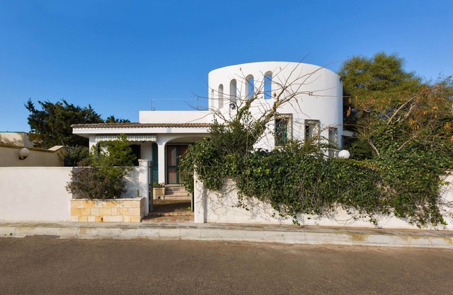 Bilo Corallo B by BarbarHouse