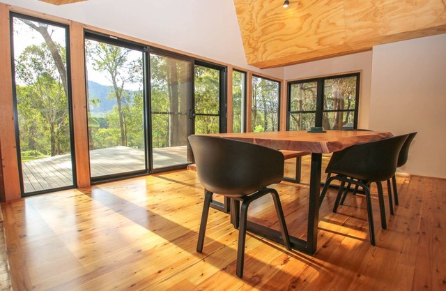 BLACK MAMBA HOUSE: Harrietville