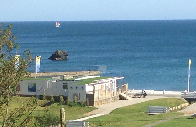 Black Rock Beach Resort, Millendreath - peaceful location, private beach