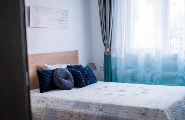 Black Sea 2bdrm Central Apartment