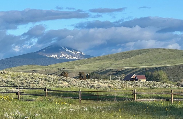 Blackbird House at the Bell Ranch