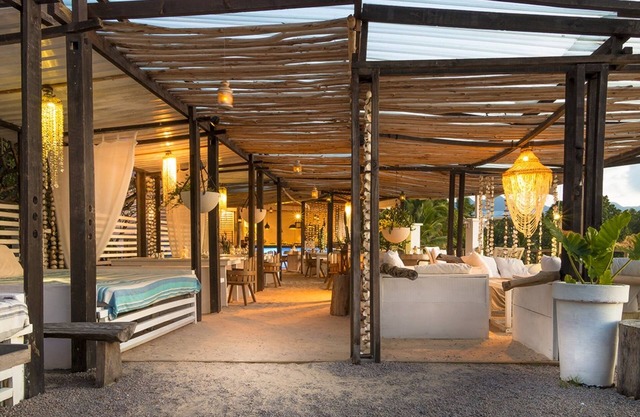 Bliss Hotel