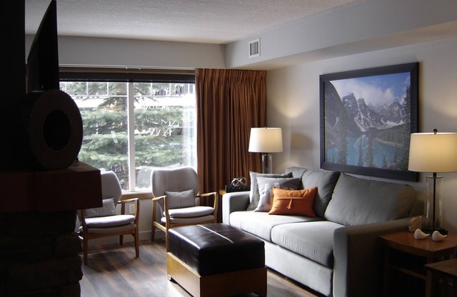 -BLISSFUL 2 BEDROOM IN THE BEAUTIFUL BOW VALLEY CORRIDOR!