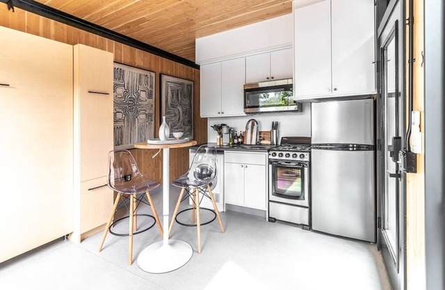 BlockhouseLife Sustainable Tiny-Living! with Wi-Fi