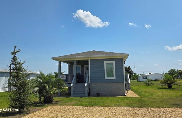 🏝️ Blocks from Beach-2BR Home-Great Location-Sea La 🏝️