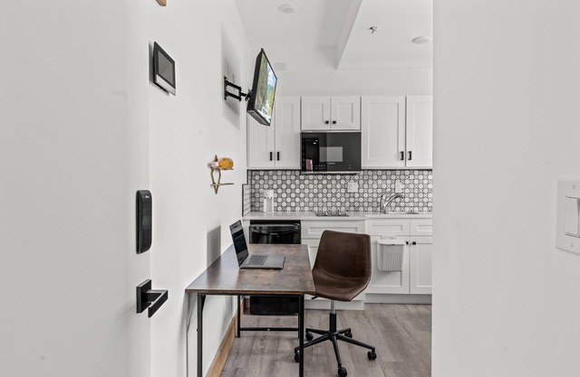 Bloom Comfort Studio