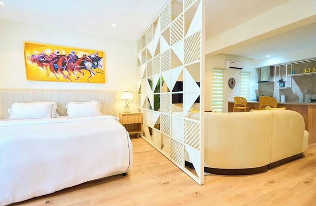 Blossom Service Apartment