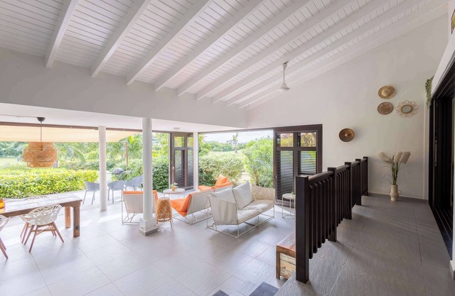 Blue Bay's Tropical Escape