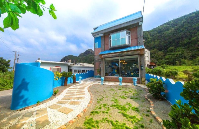 Blue Sea Romance B&B