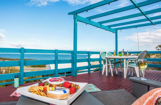 Blue View - Ocean Views For Miles