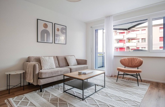 Blueground | Dietikon, balcony, nr Lindenplatz