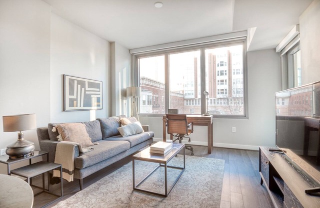 Blueground | Lyon Village, rooftop, nr Arlington Cemetery