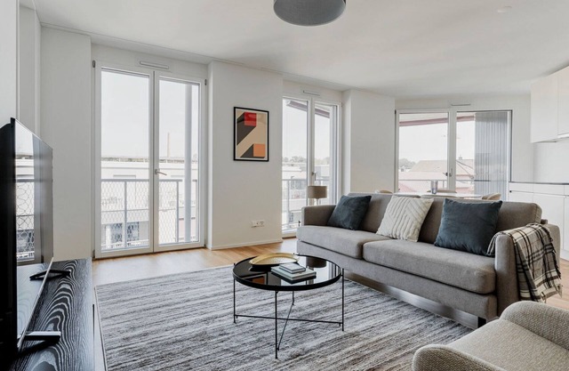 Blueground | Wiedikon, balcony, w/d & elevator