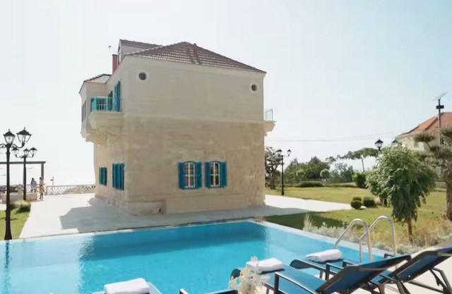 Bluehouselb Private Villa with Big Garden & Pool
