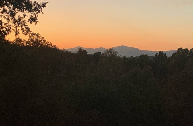 BlueRidgeVista. 4 miles to Tryon Equestrian Ctr.