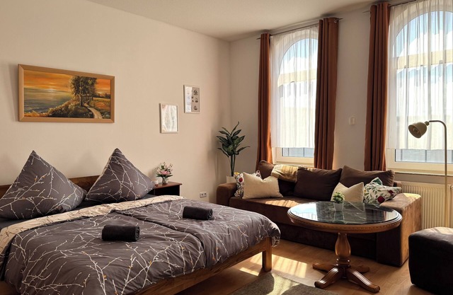 Blunest Apartment: 3-room-apartment with parking space