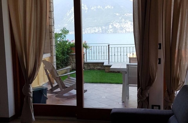 Bmp Apartment DELUXE 2 with Jacuzzi overlooking the lake