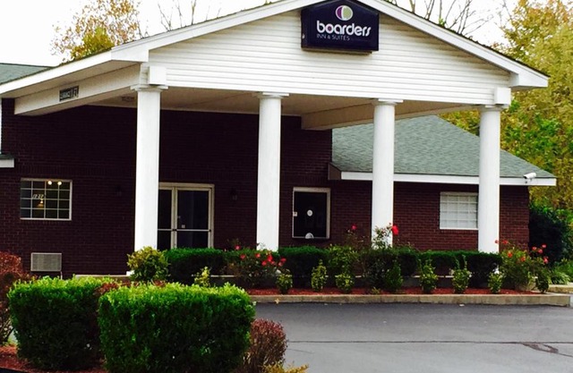 Boarders Inn & Suites by Cobblestone Hotels - Ashland City