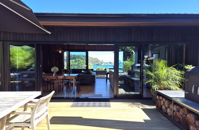 Bonnydoon - On the Waterfront