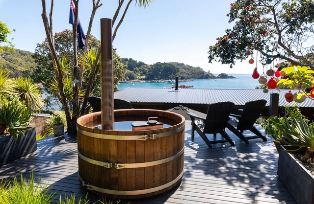 BONNYDOON - a waterfront paradise with incredible sea views and stunning sunsets
