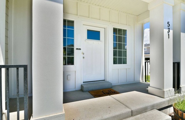Book with Confidence! Fun Family home near BYU, UVU & Mountains!