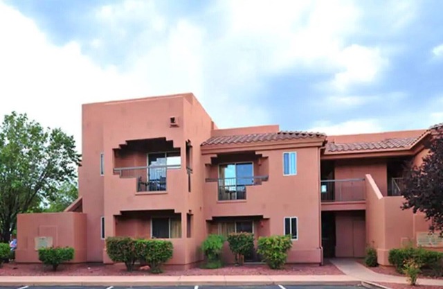 Book your HVC Studio at the Sedona Summit Resort And Save BIG!
