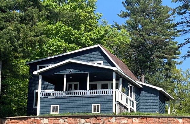 Bootjack Lake House: Private Lakefront in the Heart of the Keweenaw