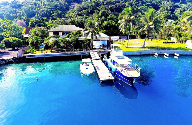 BORA BORA - Once Upon a Tide