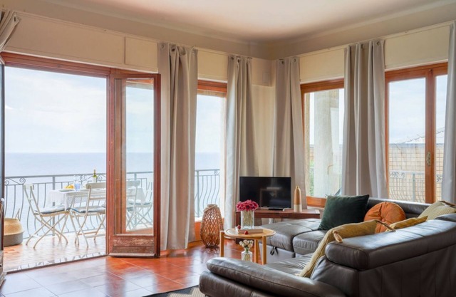 Borgio Verezzi, Villa Infinito Blu