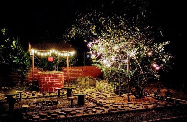 Bottle Brush Inn -- quaint 1-bedroom guest house with parking