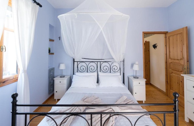 Bougainvillea Tree House