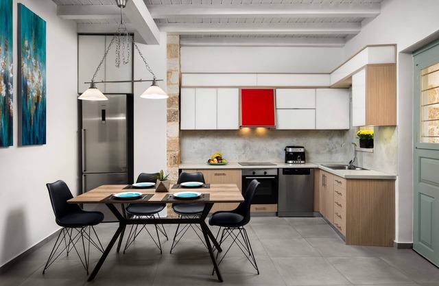 Boutique Home-Splantzia-Roof Garden-2min Harbor