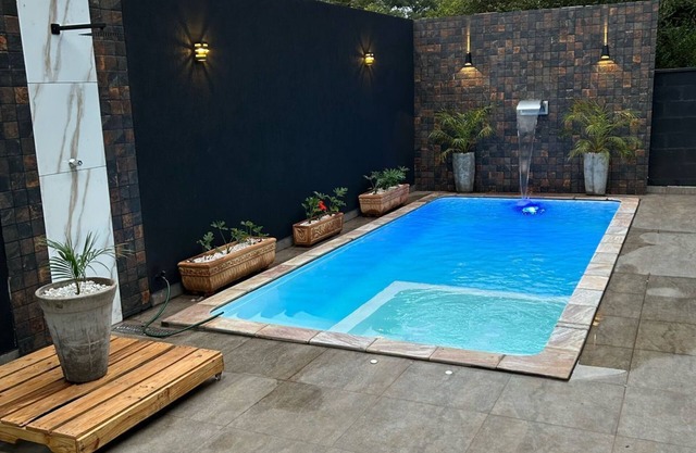 Spacious farm in Ribeirão Preto with swimming pool, green area and barbecue