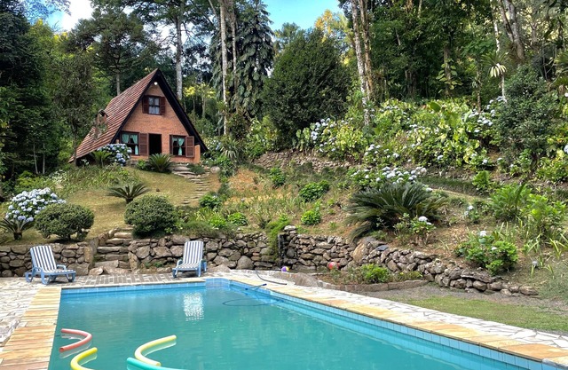 Chalé com Piscina no Alto da Montanha a Poucos Minutos de Pomerode