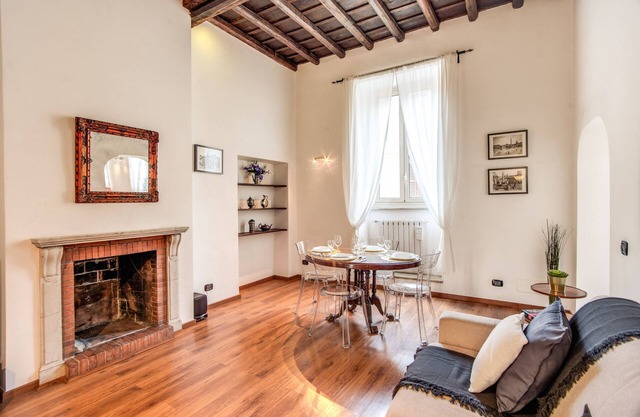 BRAND NEW BRIGHT & CHARMING FLAT