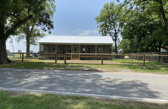 *Brand New Construction* Moon Lake View Cabin