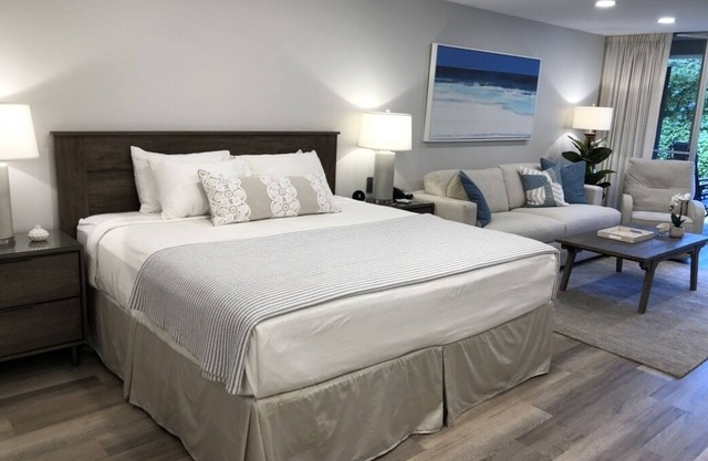 Brand New Everything! Prime Dates Available in Kaanapali Resort Studio !